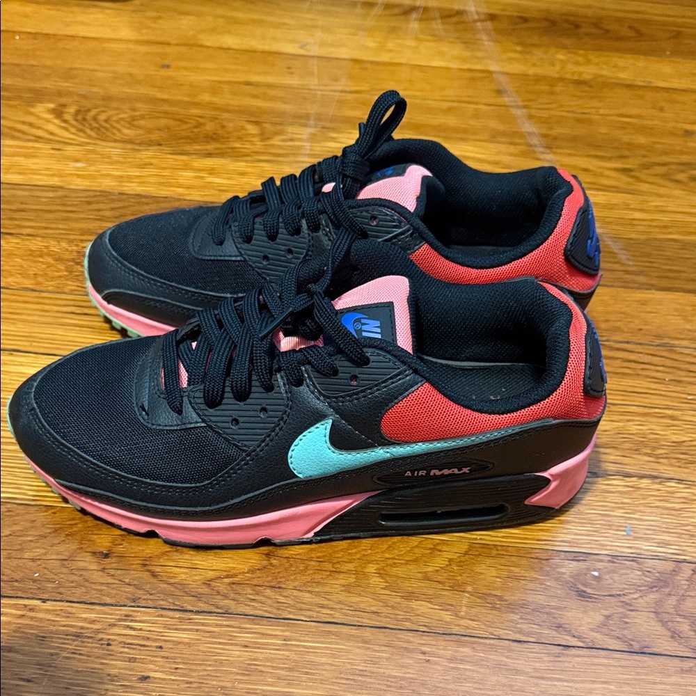 Nike Women's Air Max Black with Pink and Blue Accents - Picture 5 of 7
